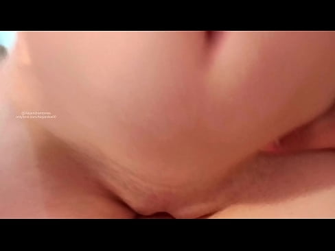 ❤️ Na-ehi ụra n'ọnụ ụlọ nwanne m nwanyị, otu ahụ ka m siri teta na%ig.ladyxxxporno.ru